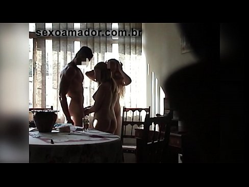 ❤️ Spolni prijatelji povabijo ogromnega moškega in trojček z njim ❌ Fucking video na sl.pornoincest.ru ️❤