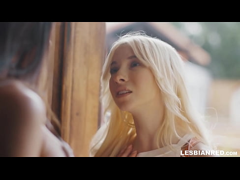 ❤️ Dekle pride domov čez nekaj mesecev in na koncu poje pičko svoje mačehe ❌ Fucking video na sl.pornoincest.ru ️❤